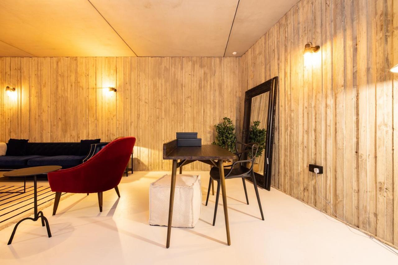 The Victoria Park Sanctuary - Stunning 2Bdr Flat Διαμέρισμα Λονδίνο Εξωτερικό φωτογραφία